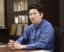 開発部　機械設計係長　細川 貴弘　様