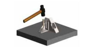 (1)打ち込み工具を使用してアンカーボルトを打ち込む。